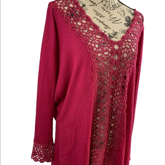 *Venus women's medium tunic blouse - Picture 2 of 7